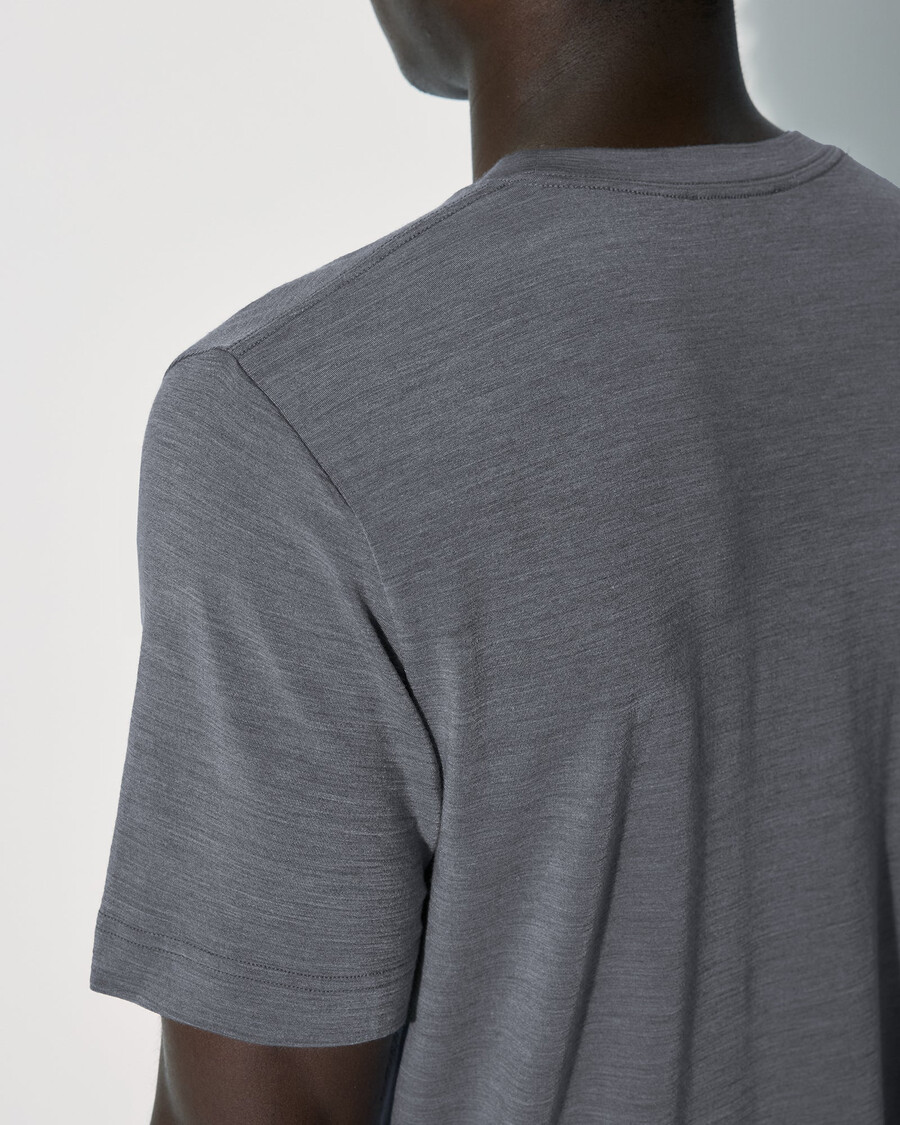 camiseta de mezcla de merino para hombre en gris jaspeado comprar ahora — cdlp