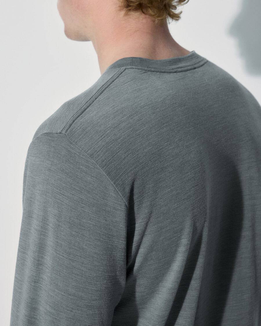 camiseta de manga larga de mezcla de merino para hombre en gris jaspeado tienda—cdlp
