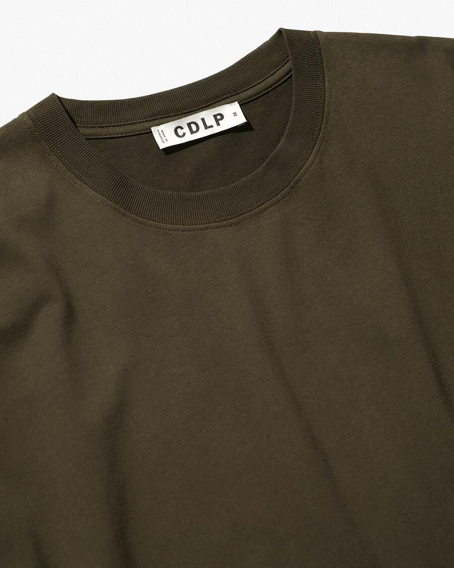 camiseta de peso medio para hombre en verde oliva compra ahora — cdlp