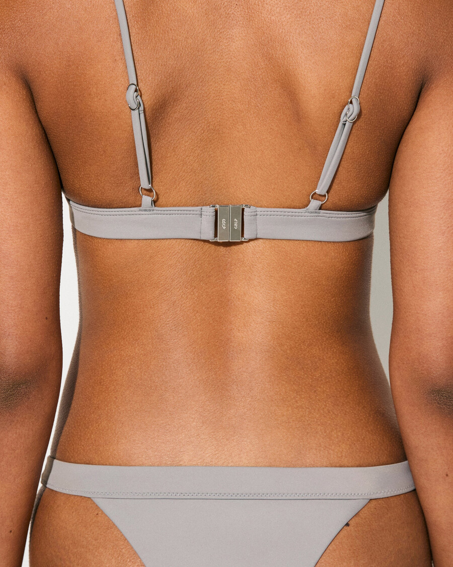 top de bikini triangular para mujer en color pizarra compra ahora — cdlp