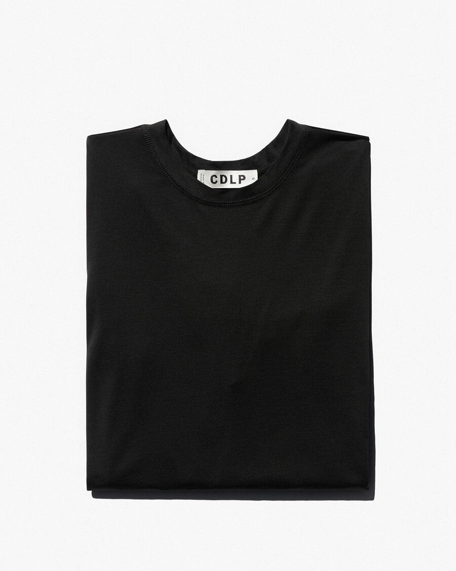 camiseta ligera de manga larga para mujer en negro tienda—cdlp